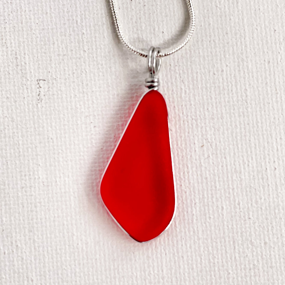 PASSION Red Trapezoid Sea Glass Necklace