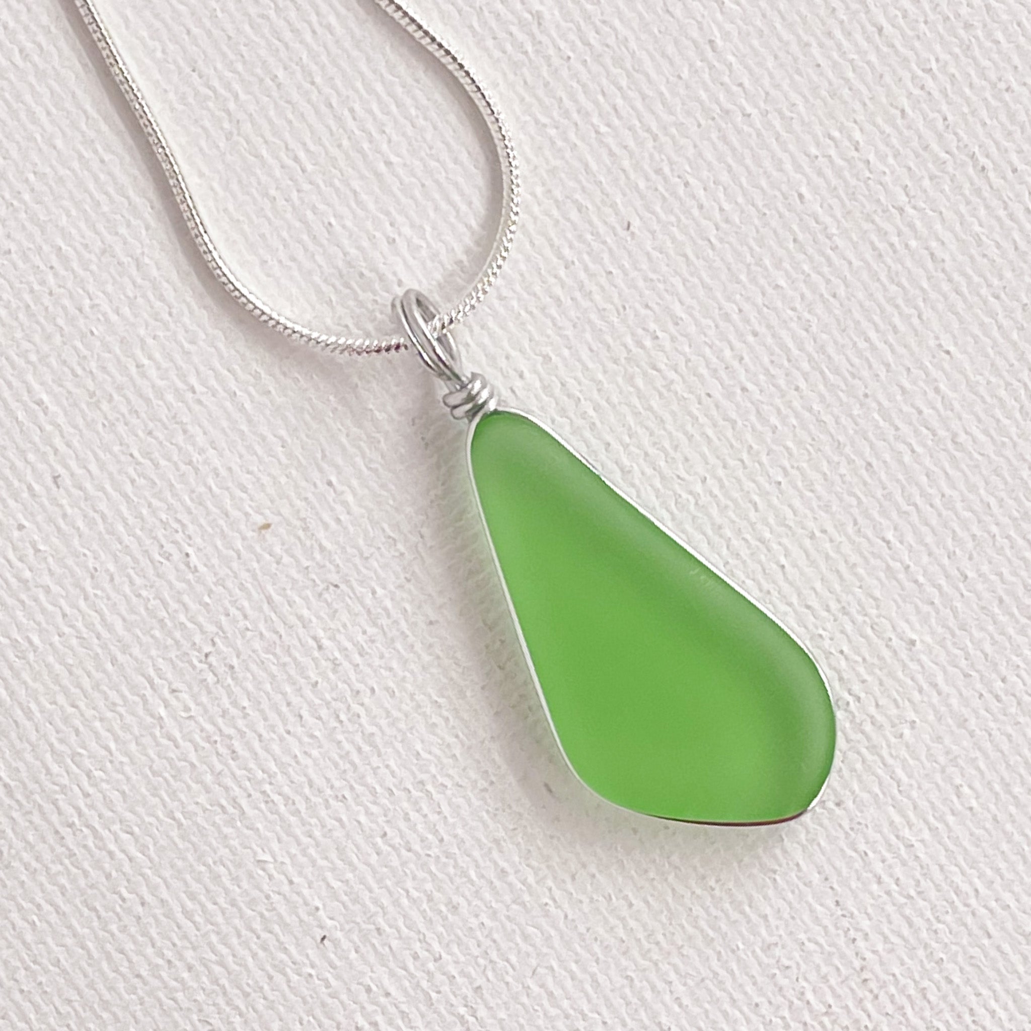 HEALING Light Green Trapezoid Sea Glass Necklace