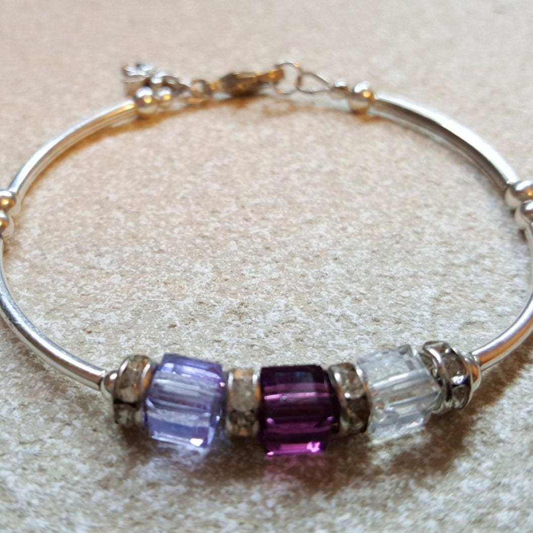 Personalized Birthstone Bracelet for Mothers and Grandmothers