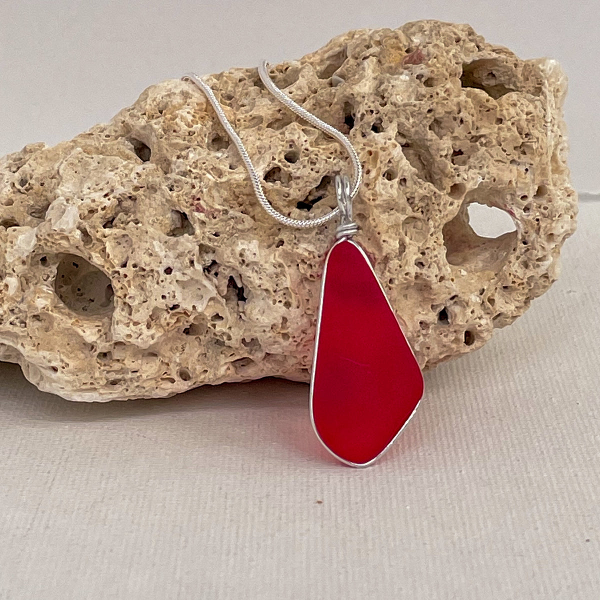 PASSION Red Trapezoid Sea Glass Necklace