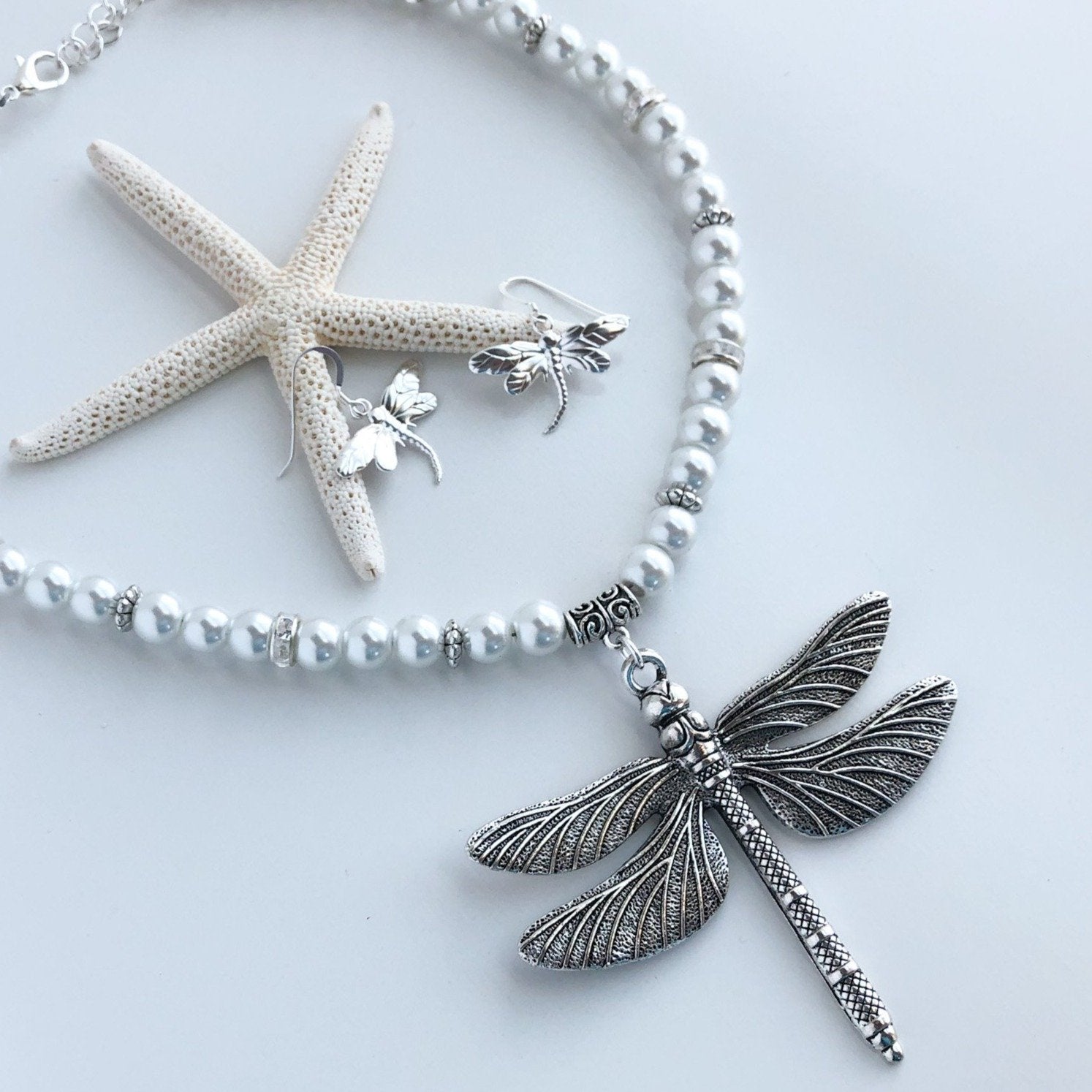 Dreamy Dragonfly Pearl Necklace